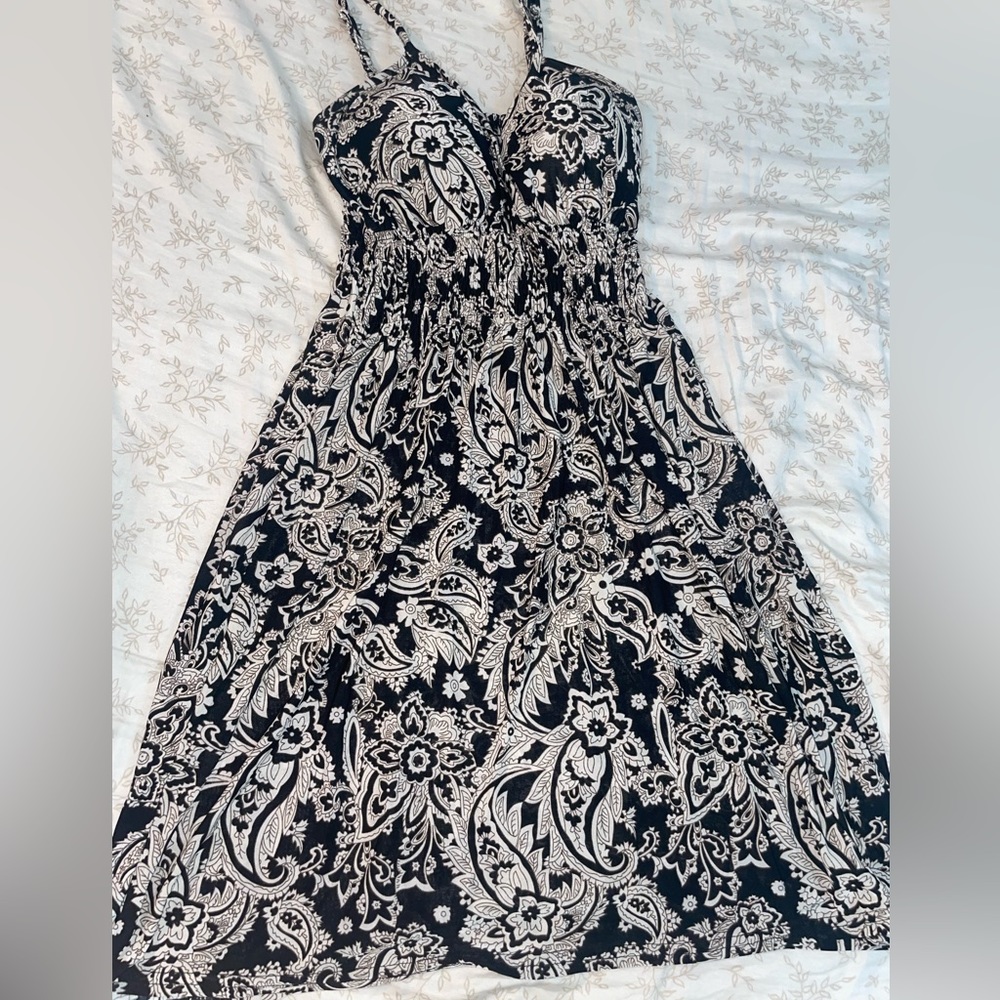 Womens V neck dress!